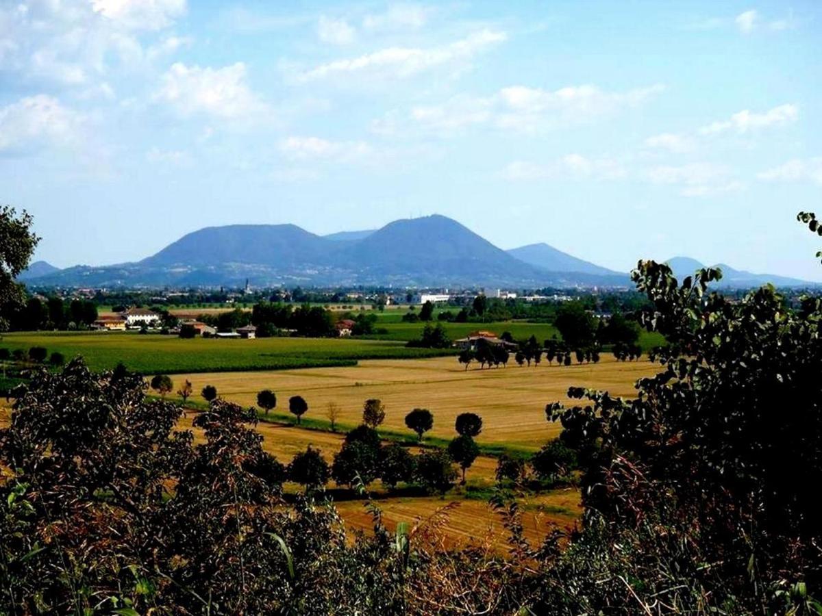 לינה וארוחת בוקר Longare Brojo Hill מראה חיצוני תמונה